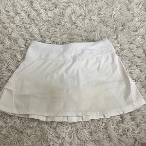 White ivivia tennis skirt